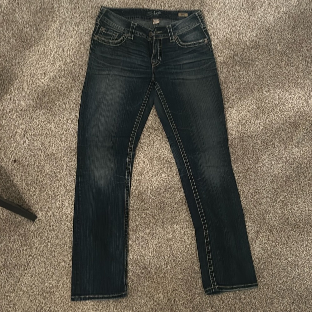 Silver brand denim jeans. Suki straight fit. 30x32